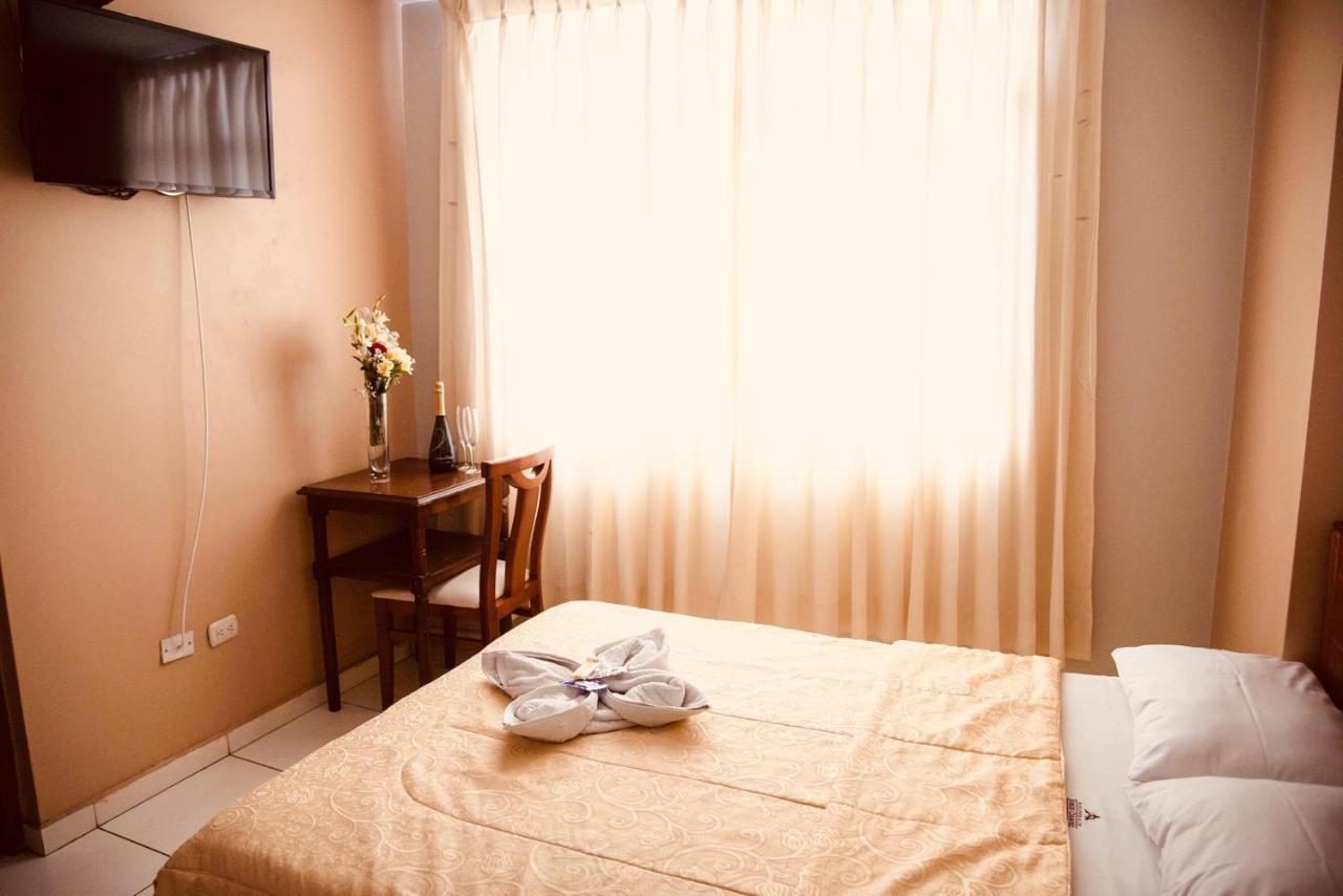 Hotel Jorge Chavez Трухильо Экстерьер фото