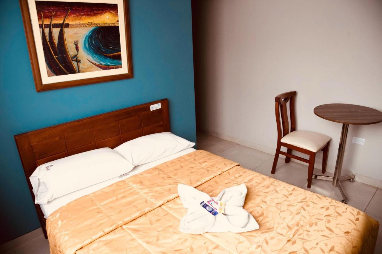 Hotel Jorge Chavez Трухильо Экстерьер фото
