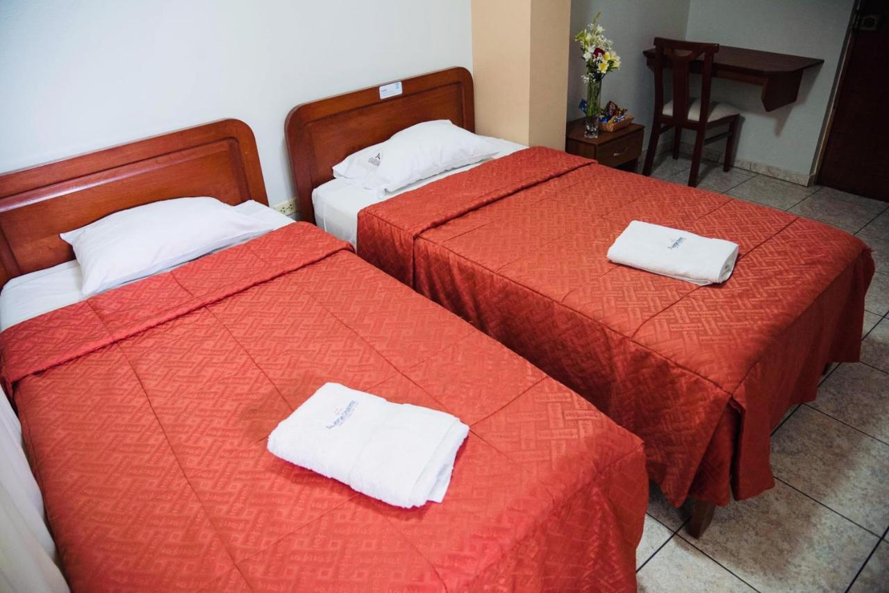Hotel Jorge Chavez Трухильо Экстерьер фото